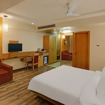 Hotel Pacefic Suites Near Delhi Airport